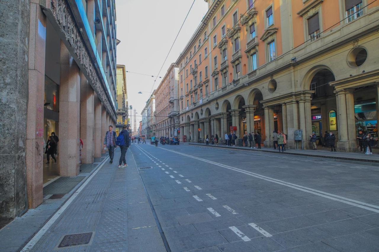 Central Apartment Close To Food And Shopping Bolonha Exterior foto